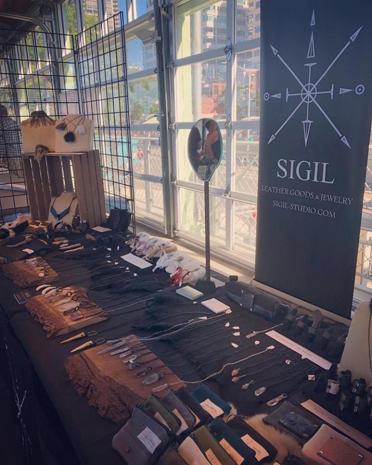 37127918_1990706950964089_3612404715293245440_n